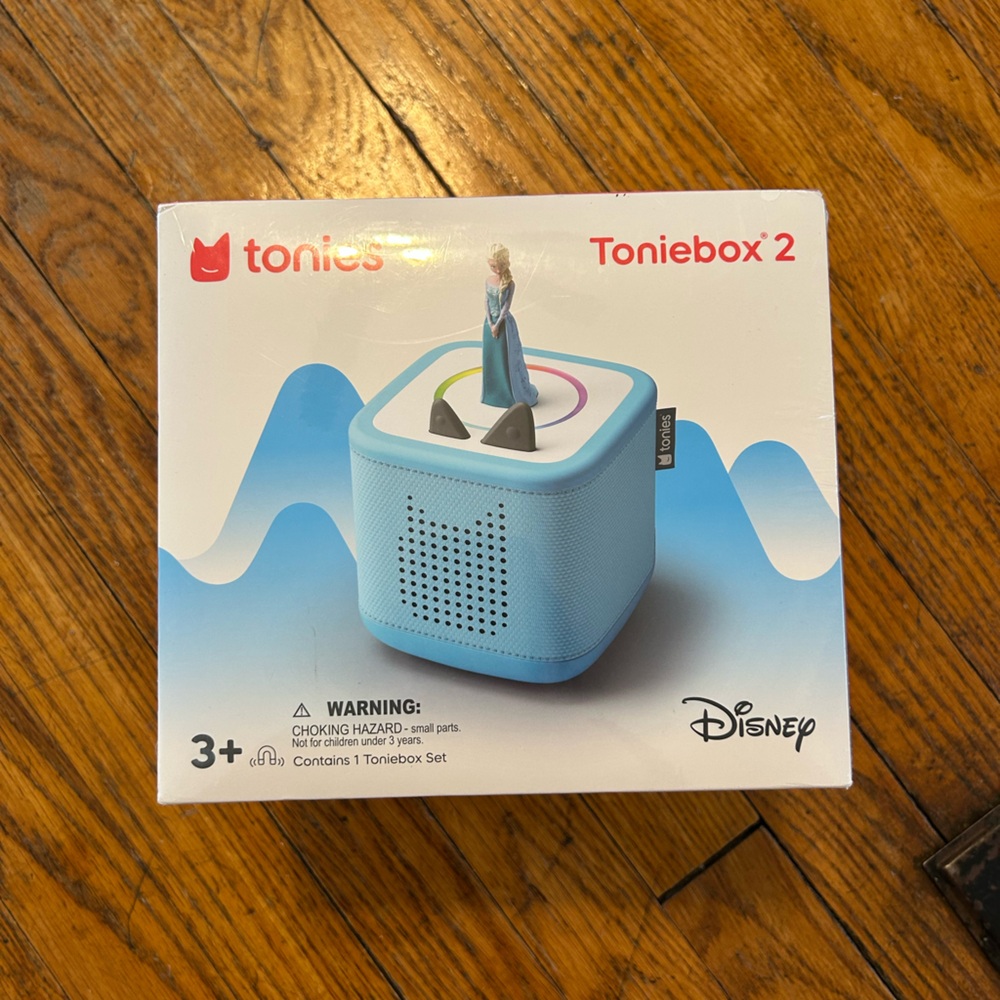 Tonies Tonie box 2 Starter Set in Blue Elsa